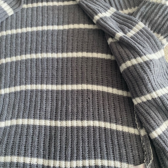 No Boundaries gray cardigan size XS - Picture 6 of 10